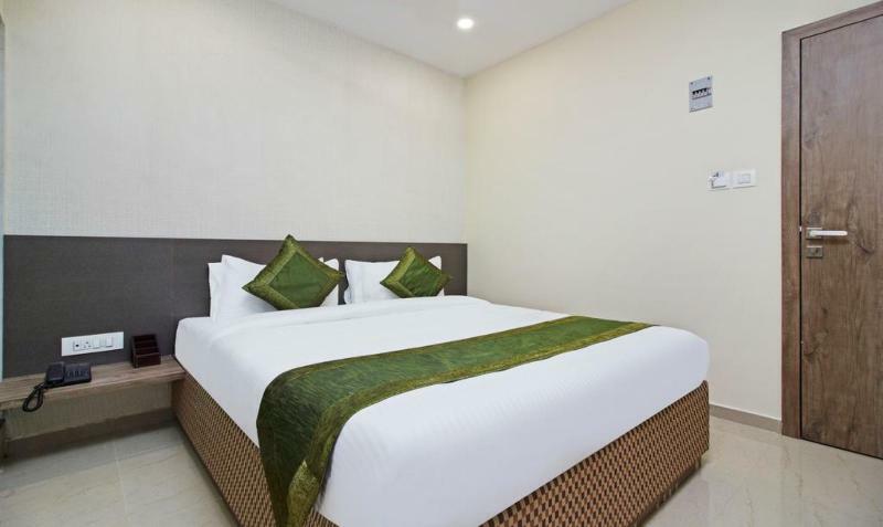 Ocean Suites Hotel Mumbai  Buitenkant foto