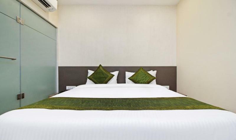 Ocean Suites Hotel Mumbai  Buitenkant foto