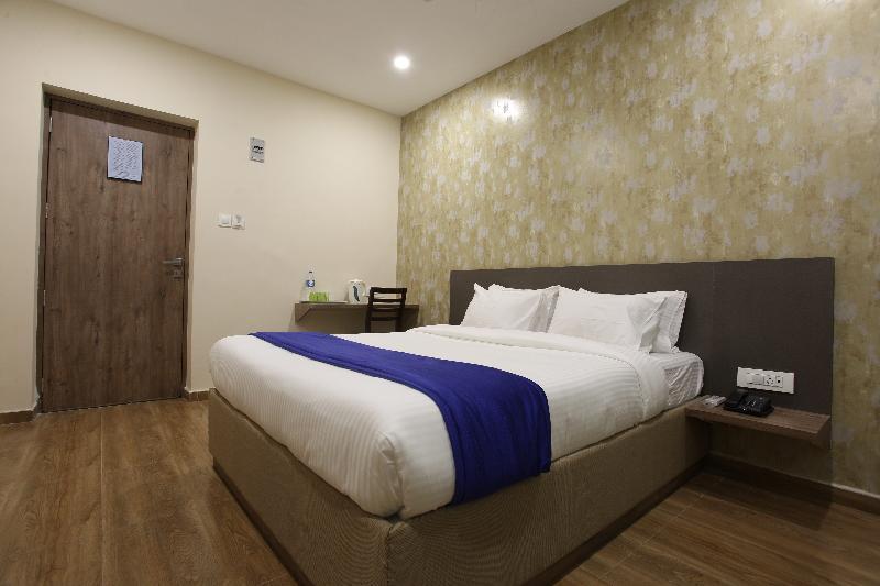 Ocean Suites Hotel Mumbai  Buitenkant foto