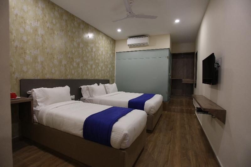 Ocean Suites Hotel Mumbai  Buitenkant foto