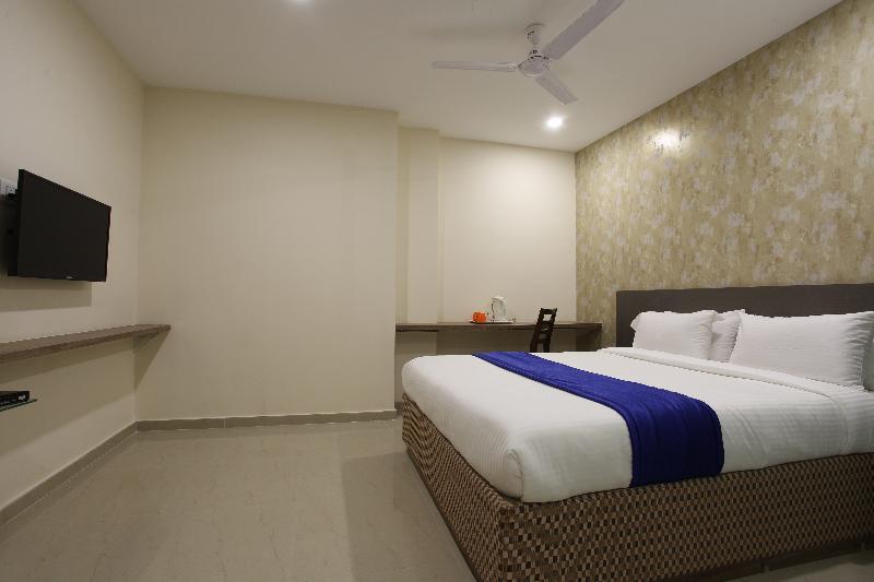 Ocean Suites Hotel Mumbai  Buitenkant foto